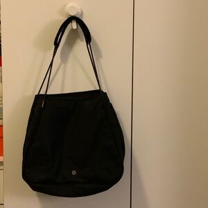 Lululemon snap large tote bag 28L